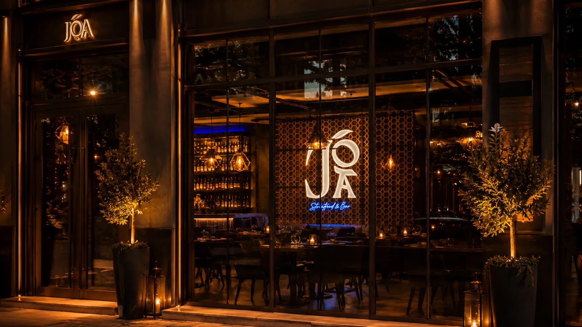 JOA Streetfood & Bar — verlicht 3D logo met blauw neon — Living Lumen